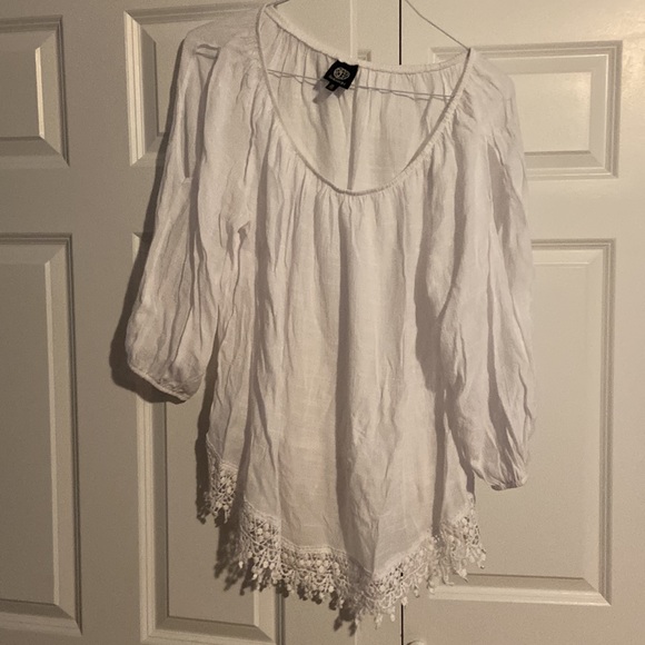 Women’s top by Bobeau, excellent condition like new. Size 1X. - Picture 6 of 10